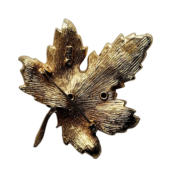 Coro Pegasus Leaf Brooch Pin 2" x 2 1/2" - Picture 2 of 8